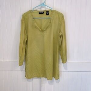 New York, & Company 100% cotton? Lemon lime, pretty top size Roomie  S